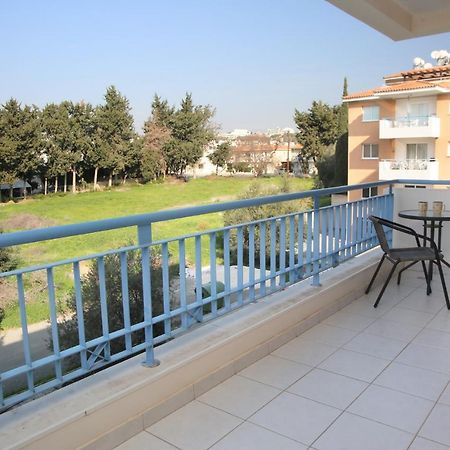 Apartment Iris Village Kato Pafos Dış mekan fotoğraf