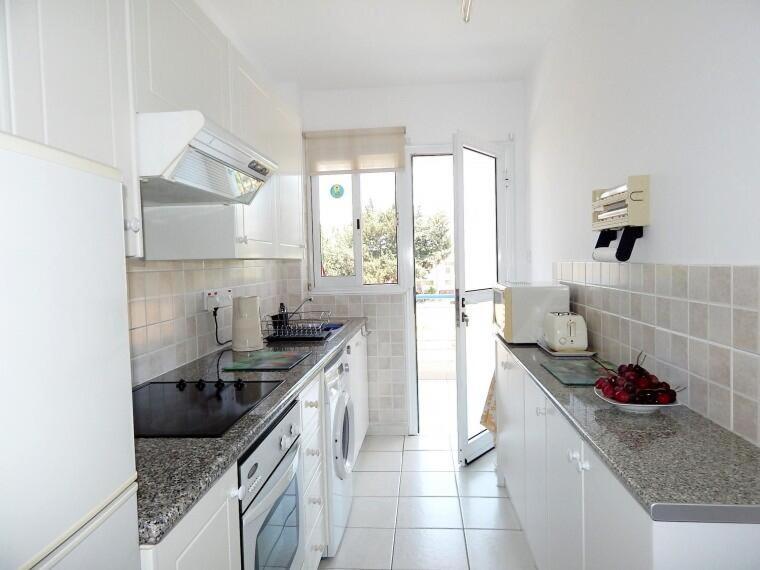 Apartment Iris Village Kato Pafos Dış mekan fotoğraf