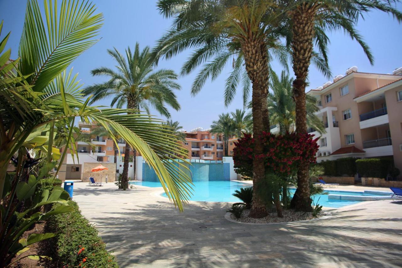 Apartment Iris Village Kato Pafos Dış mekan fotoğraf